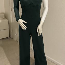 Brandnew Elegant Jumpsuit Stretchable Size Small 