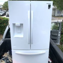 36Wide Samsung Fridge