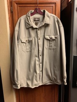Men’s Fleece Lined Levi Jacket, beige in color men’s size 2 XL