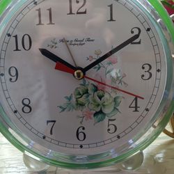 Clock With Alarm