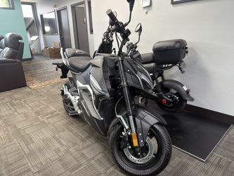 3 Gio Electric Scooters Brand New