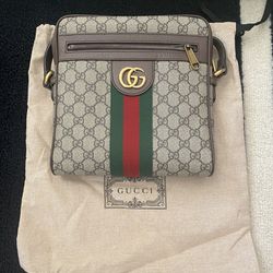 Authentic Gucci Ophidia GG Small Messenger Bag