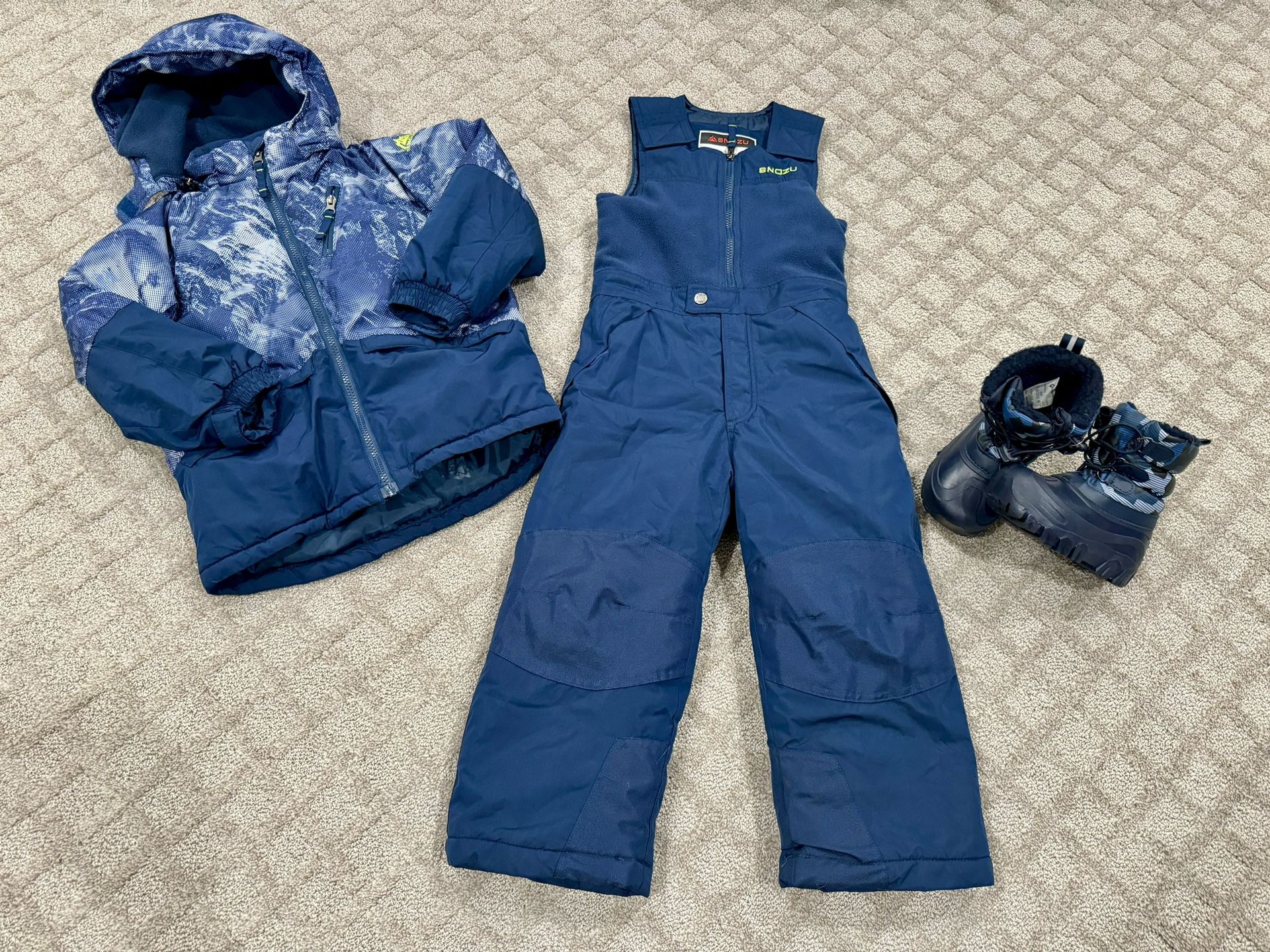 Toddler Boys Snow Suit (5T) and Snow Boots (9/10)