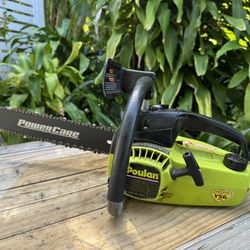 Poulan 2000 CHAIN SAW - Fix or for Parts. 