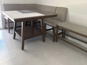 Dinning table