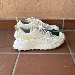 Off-White ODSY-1000 Size 42 EU Size 8.5 US. $199