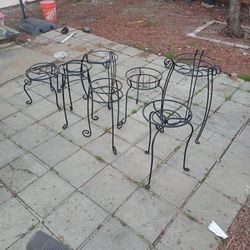 9 Metal Flower Pot Stands