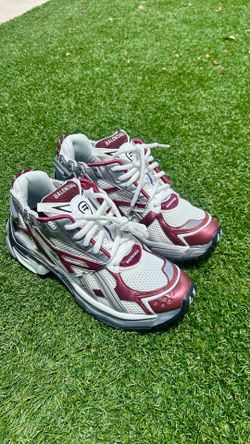Balenciaga runners