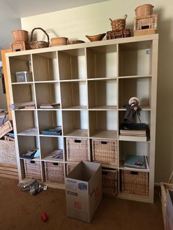 Cube storage / shelf