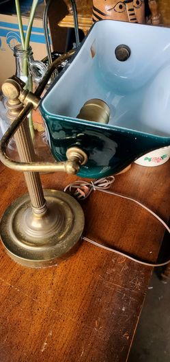 Emerald bankers desk lamp