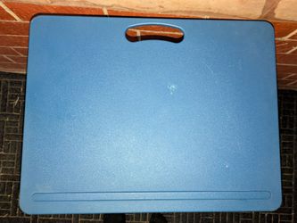 Lap desk with cushion
