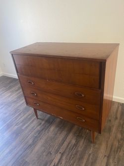 Mid century modern furniture, dresser