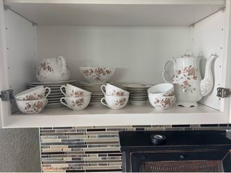 MINT CONDITION 39-Pc Antique Heirloom: LS&S Carlsbad Austria (1(contact info removed))