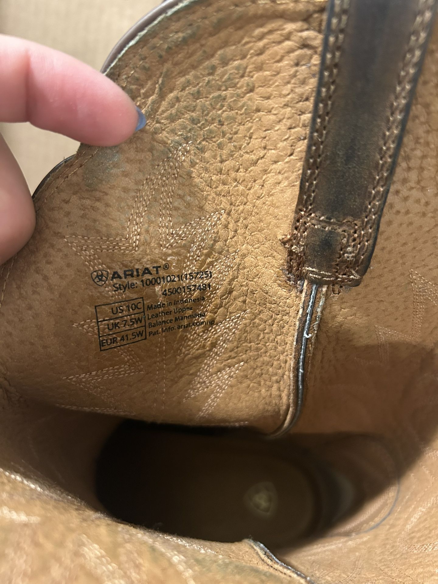 Women’s Ariat Wide Calf Boots