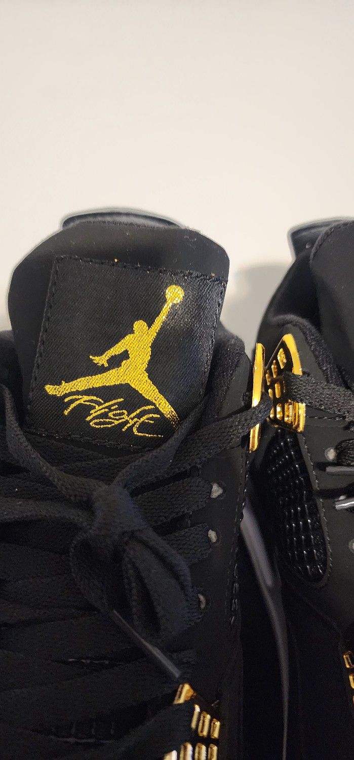 Jordan 4 (Black Royalty)