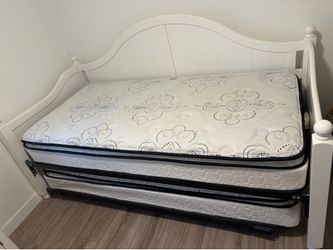 Pull out bed