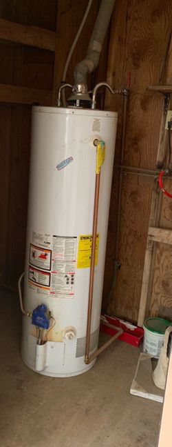 Gas 40 gal water heater $120