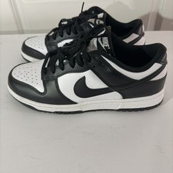 Nike Panda Dunks