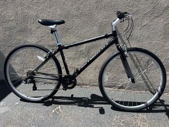 Schwinn Hybrid Bike