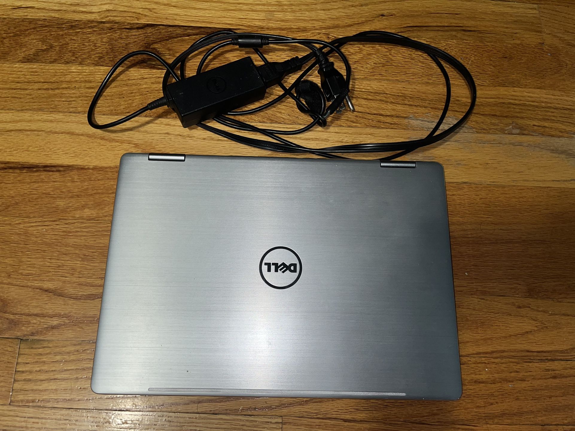 Dell Inspiron 13-7378 Touch Screen 2-in-1 Laptop w/ Brand New Battery