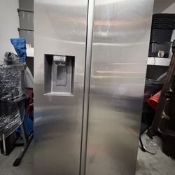 Samsung Refrigerator Used For 8 Months Only 