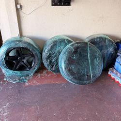 Mercedes Benz G(contact info removed) 19 inch OEM Rims