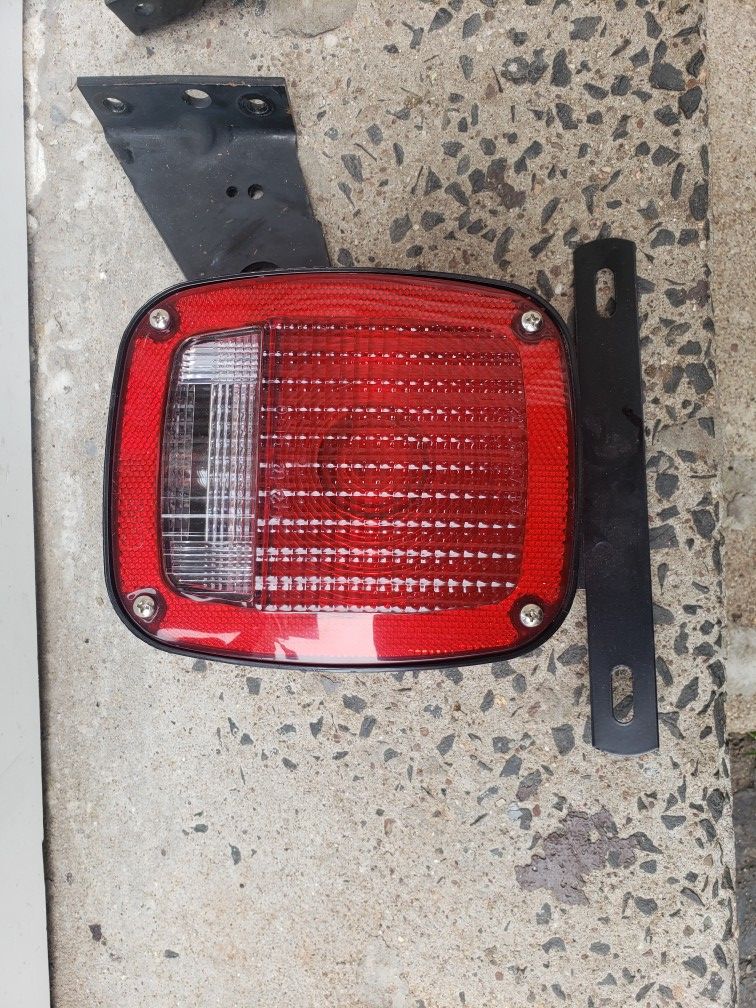 Ford dumps truck rear taillights