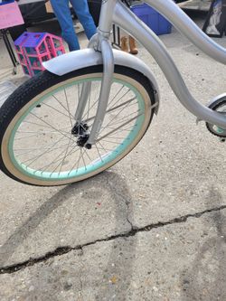 Huffy Beach cruiser 