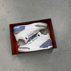 jordan 3 - UNC (2020)