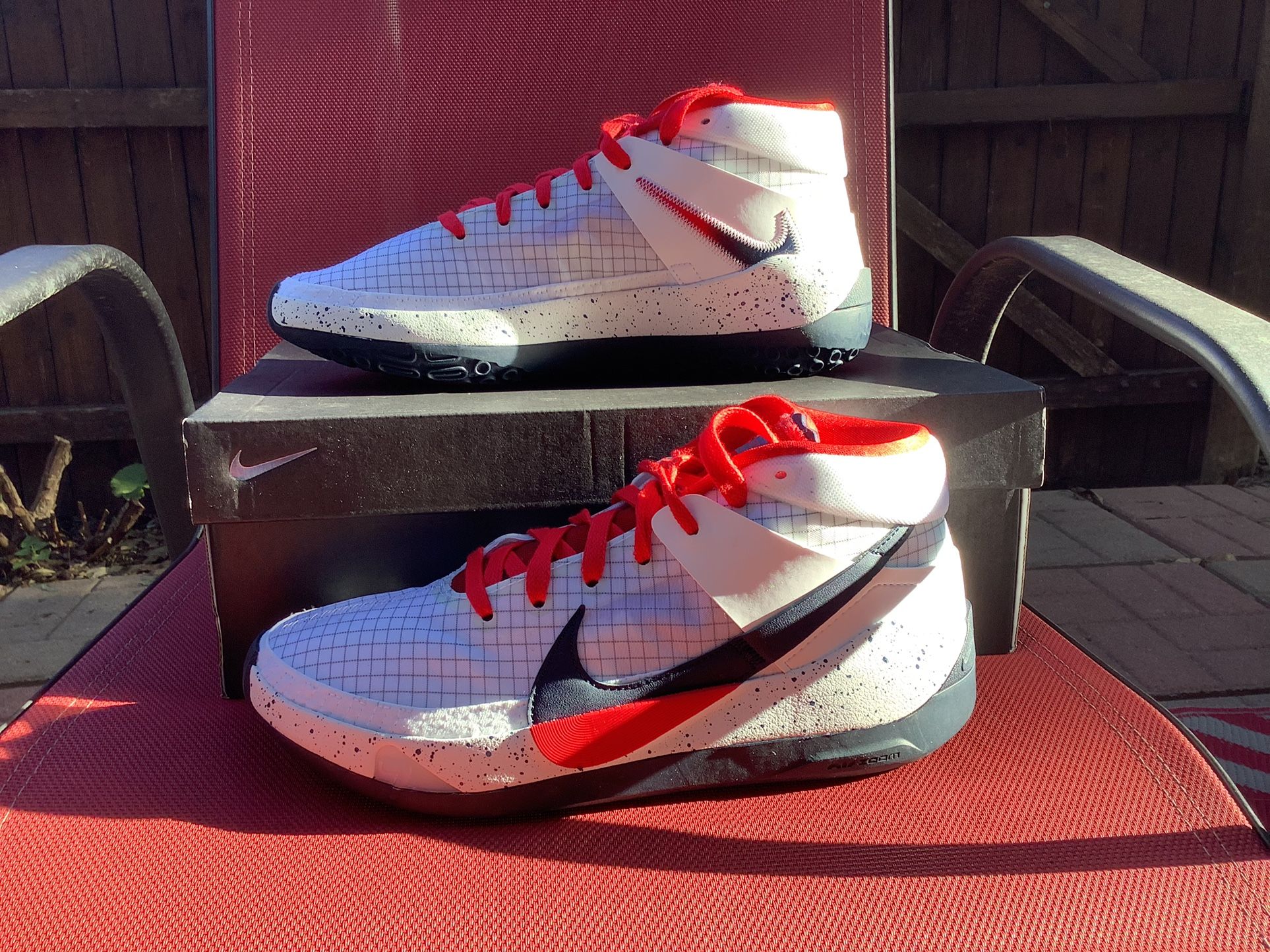 Nike 13 colony shoes hot sale