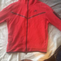 Nike Tech 