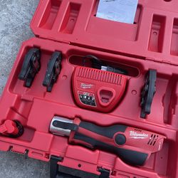 Milwaukee M12 12-Volt Lithium-Ion Force Logic Cordless ProPress Pro Press Tool Kit 3x Jaws w/ 1x 1.5 Ah Battery & Hard Case  $1399