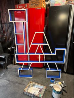 Dodgers bobble head displays