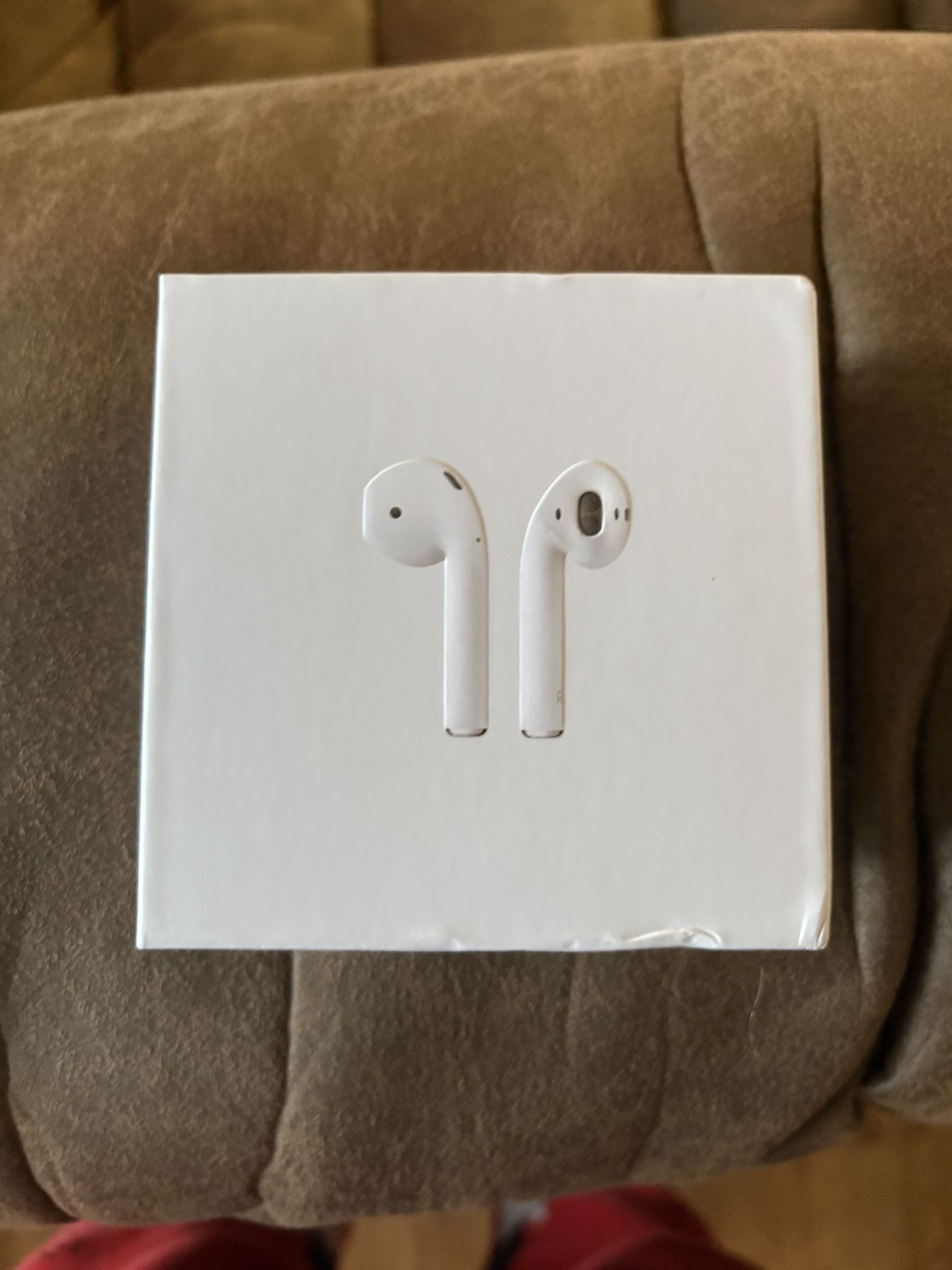 AirPods Gen 2