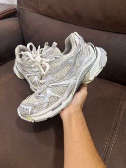 Balenciaga Runner 2.0 Distressed Grey Size 41