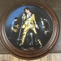 Elvis Presley collector plate