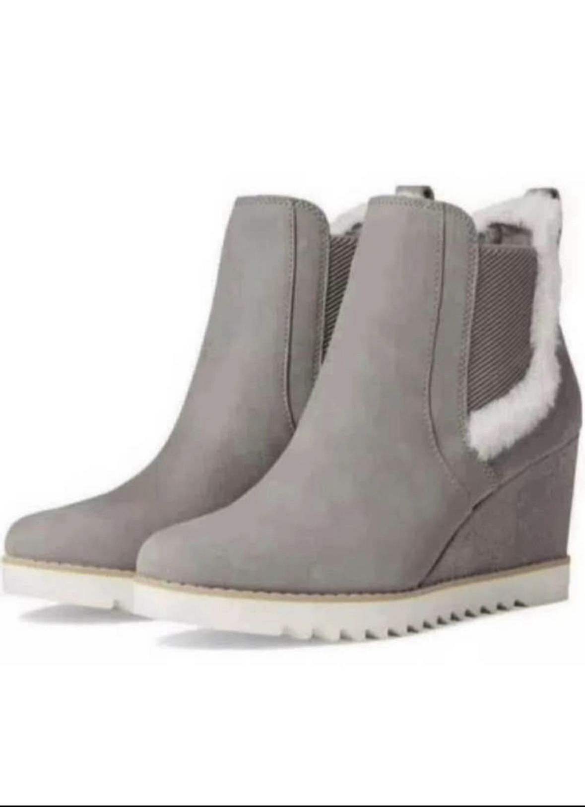 TOMS Boots