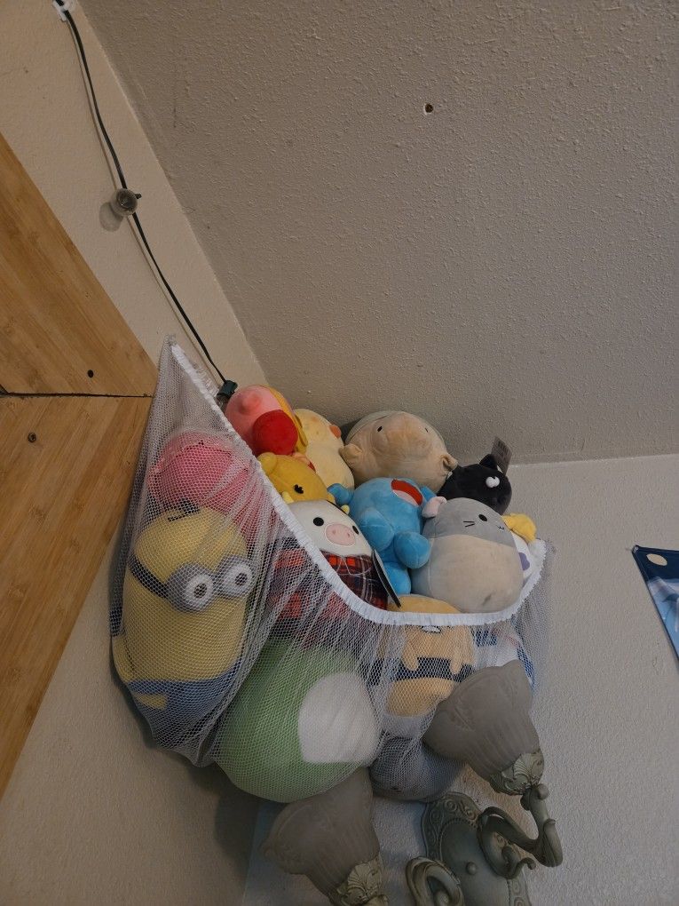 A lot of Squishmallows
