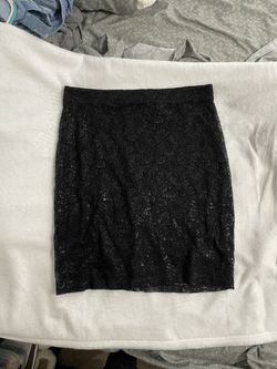 H&M Lace Skirt Size Medium