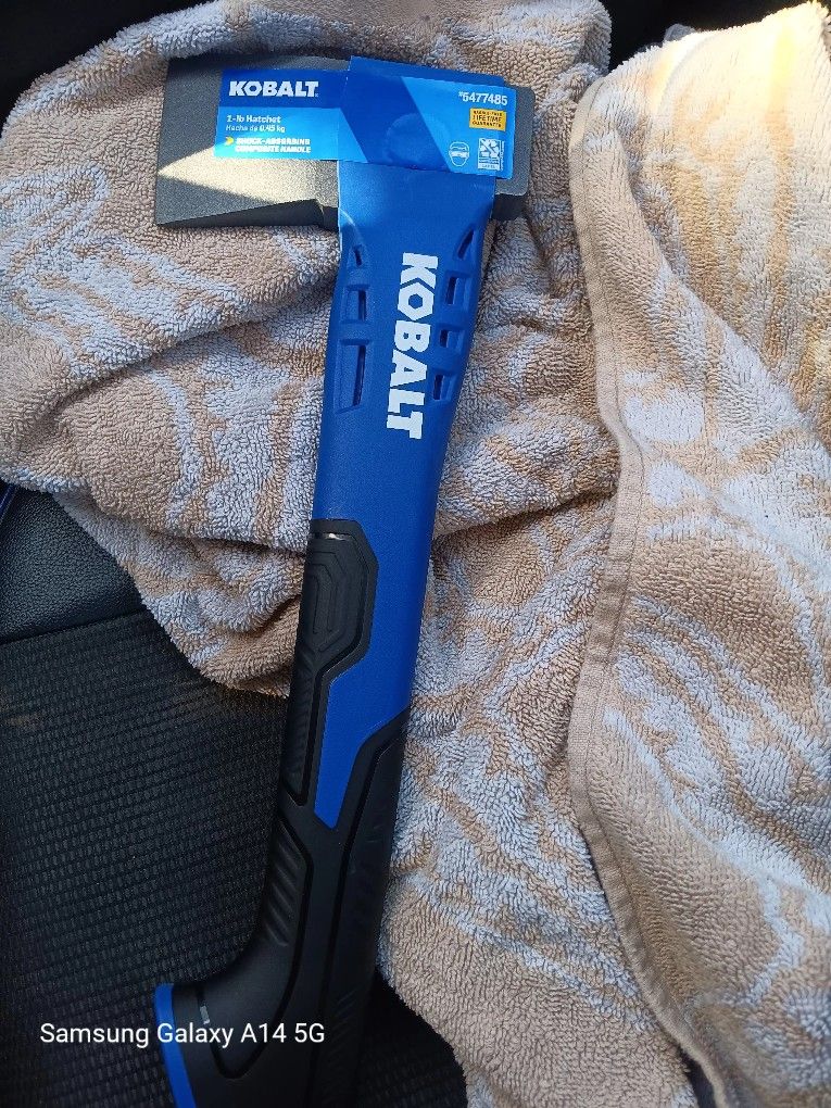 Kobalt 1-lb Hatchet