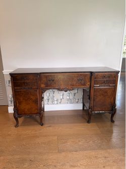 Vintage Burl Wood Buffet / Sideboard – Ornate Carved Details