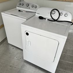 Whirlpool Washer And Dryer Set 