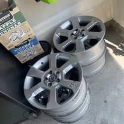 Volvo rims 17 inches 