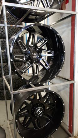 22x14 Force wheels 8x170 -76