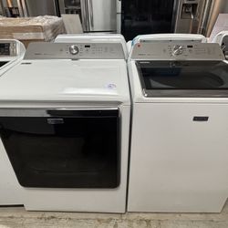Maytag Washer And Dryer Set $699