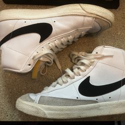 Nike Blazer 77 8.5 & 9 