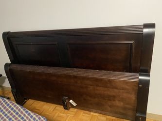 Queen Bed Wood 