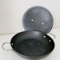 Calphalon #1380 10" Non Stick Skillet With Lid Cookware