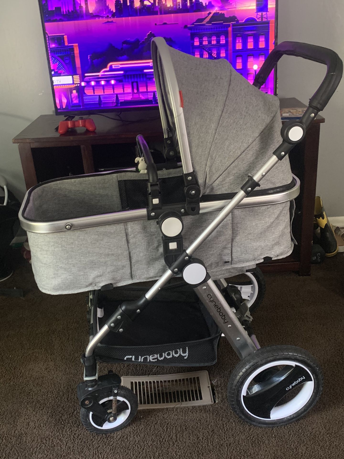 Baby Stroller (Barely Has Been Used)