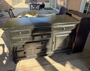 Dresser and Full size Headboard